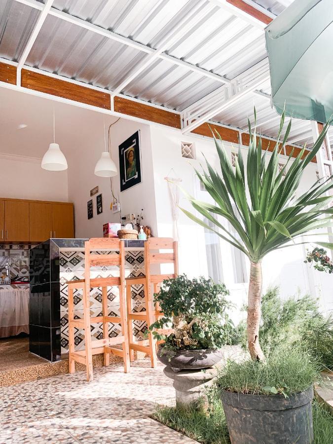 Tropical Paradiso Homestay Banyuwangi  Bagian luar foto