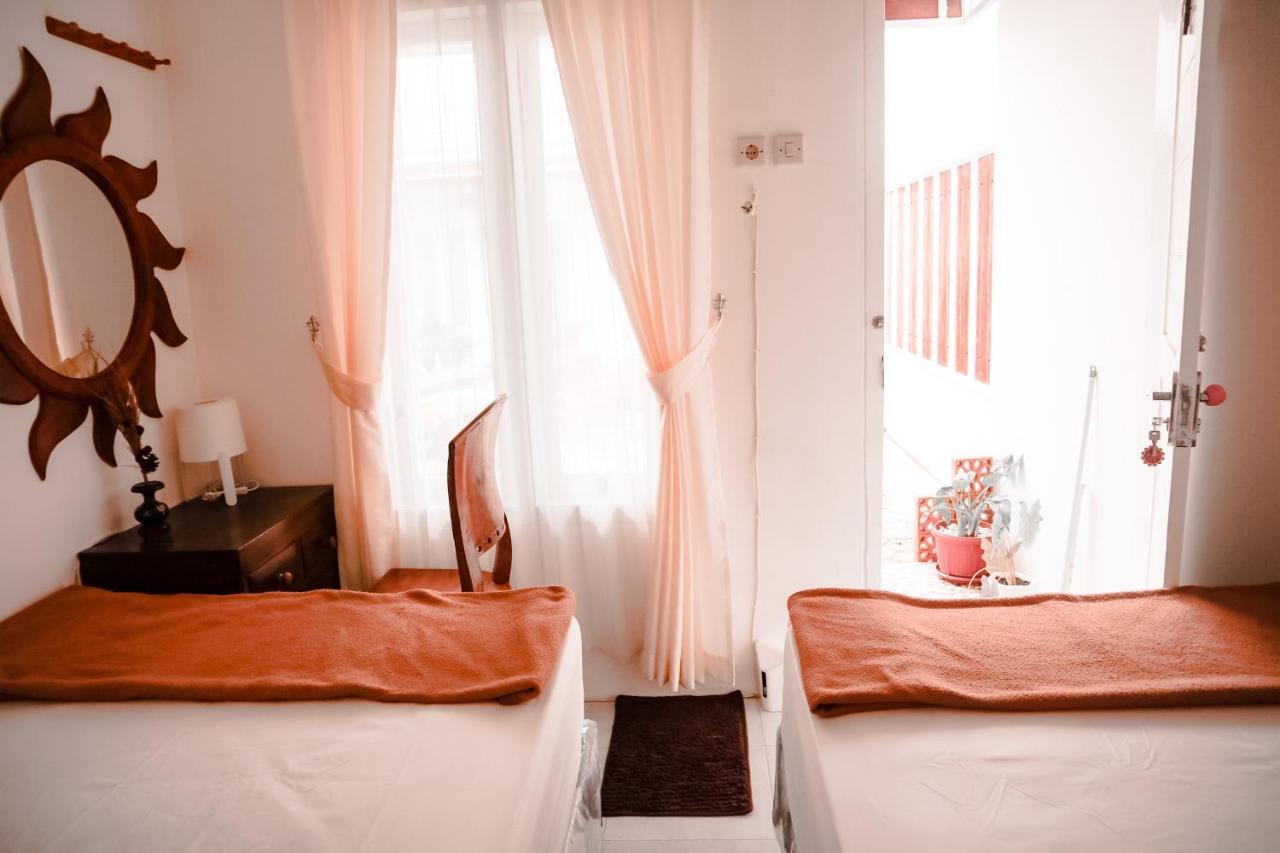 Tropical Paradiso Homestay Banyuwangi  Bagian luar foto